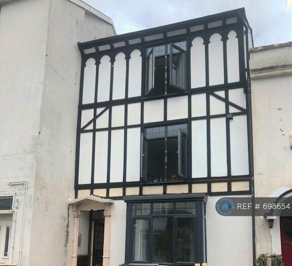 2 Bedroom Flat To Rent In Blackboy Road, Exeter, EX4