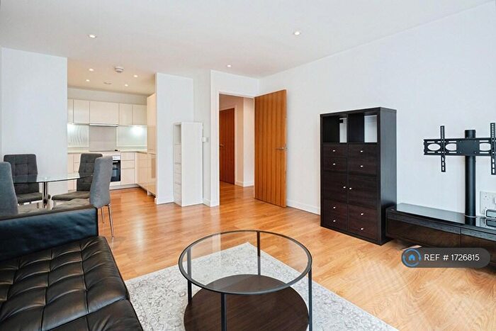 2 Bedroom Flat To Rent In Hudson House, London, E3