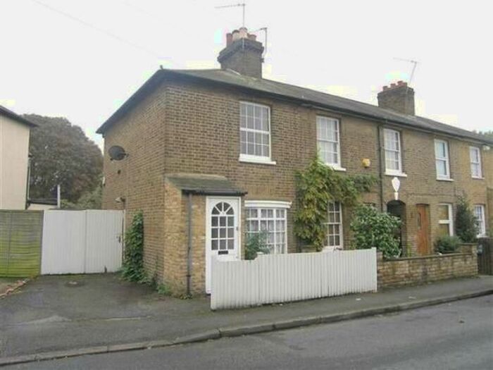 2 Bedroom Cottage To Rent In St. Dunstans Road, Feltham, TW13