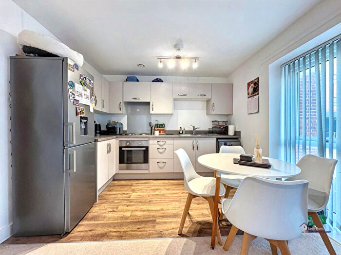 1 Bedroom Flat For Sale In John Thornycroft Road, SO19