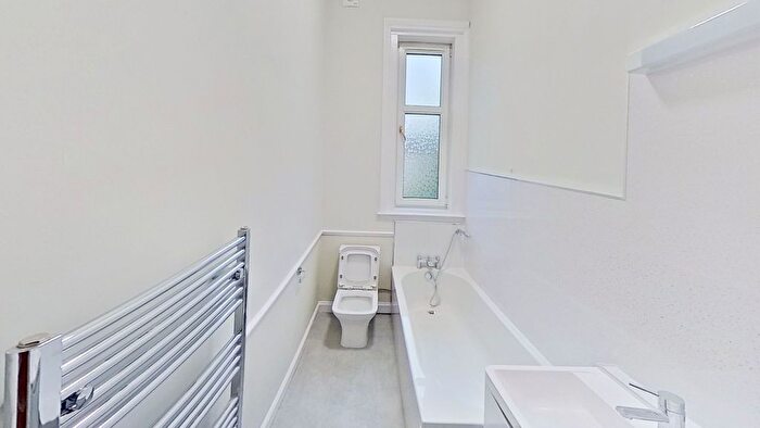 1 Bedroom Flat To Rent In Roseburn Street, Roseburn, Edinburgh, EH12