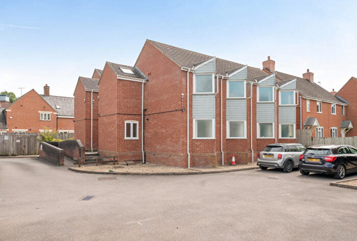 1 Bedroom Apartment For Sale In Gladfield Square, Dudbridge Road, Stroud, Gloucestershire, GL5