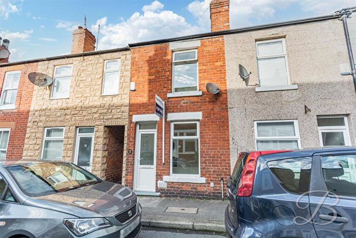 2 Bedroom Terraced House For Sale In Gedling Street, Mansfield, NG18