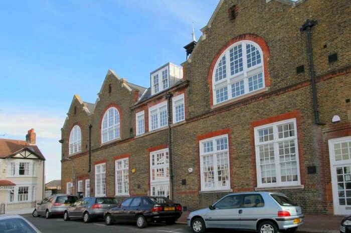 1 Bedroom Flat To Rent In Craven Gardens, London, SW19