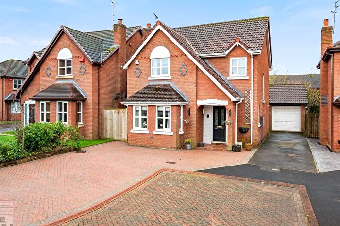 4 Bedroom Detached House For Sale In Croftside Way, Wilmslow, SK9