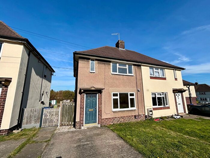 2 Bedroom Property To Rent In Milton Crescent, Chesterfield, S40