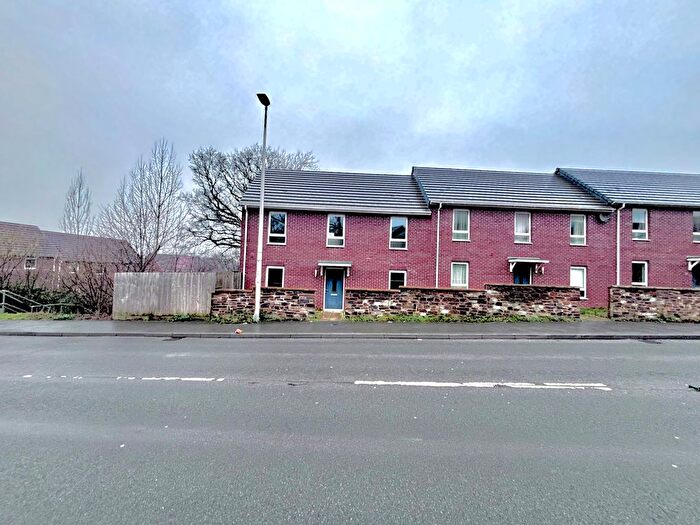 3 Bedroom Property To Rent In Tithebarn Way, Exeter, EX1