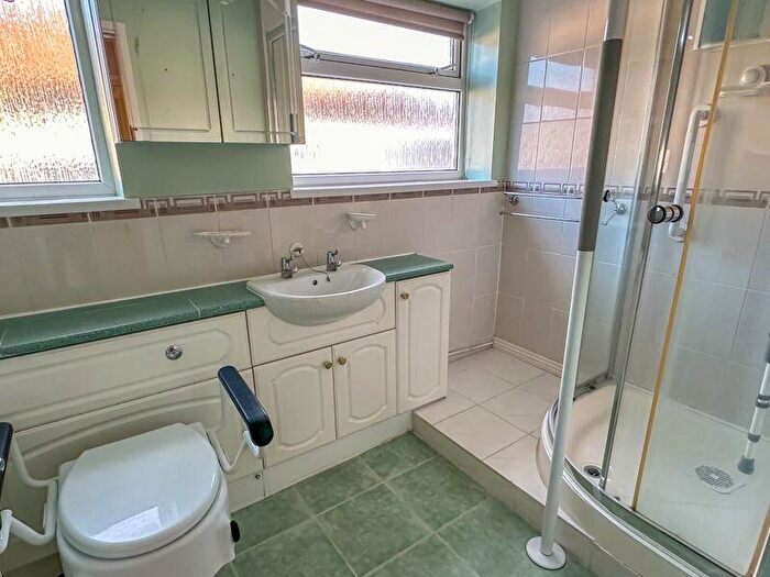 2 Bedroom Semi-Detached House For Sale In Waltham Chase, SO32