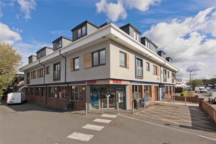 1 Bedroom Flat To Rent In Lyon Road, Walton-On-Thames, KT12