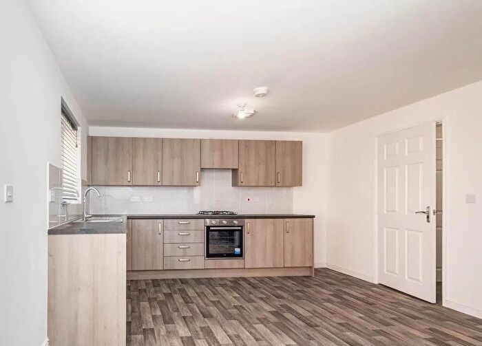 4 Bedroom Terraced House To Rent In Dagenham Road, Leyton, London, E10