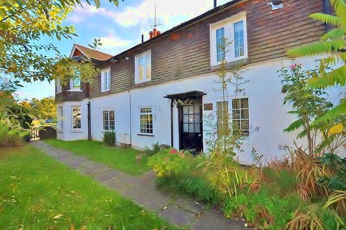 1 Bedroom Apartment To Rent In Broadford, Shalford, Guildford, Surrey, GU4