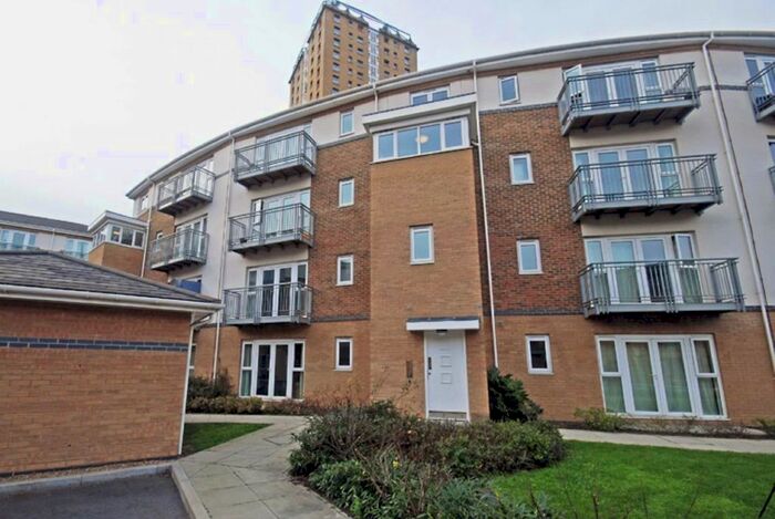 2 Bedroom Flat To Rent In Morton Close, London, E1