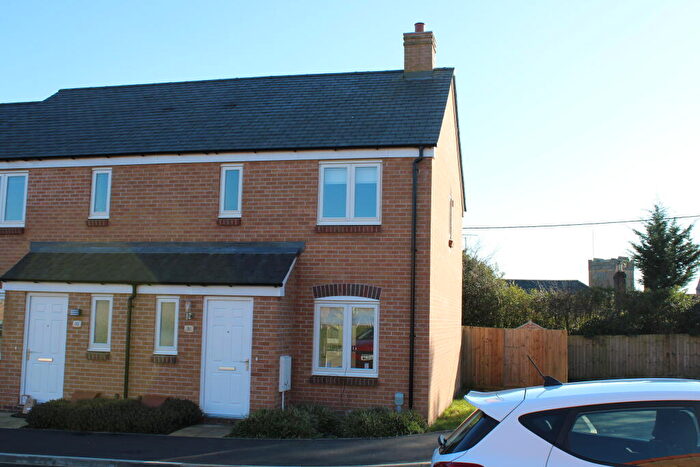 3 Bedroom End Of Terrace House To Rent In Sherborne, Dorset, DT9