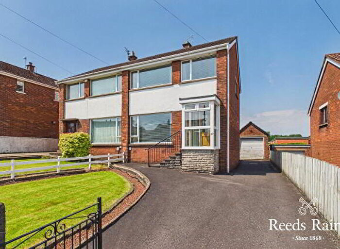 3 Bedroom Semi-Detached House For Sale In Waverley Avenue, Newtownabbey, BT36