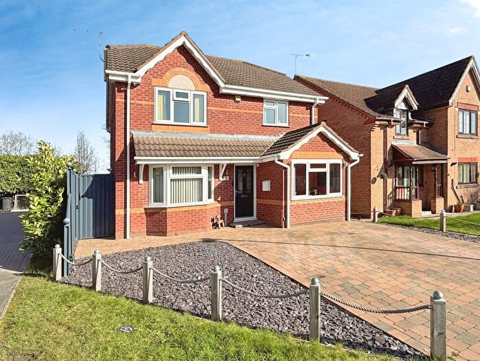 4 Bedroom Detached House For Sale In Ferneley Avenue, Hinckley, LE10