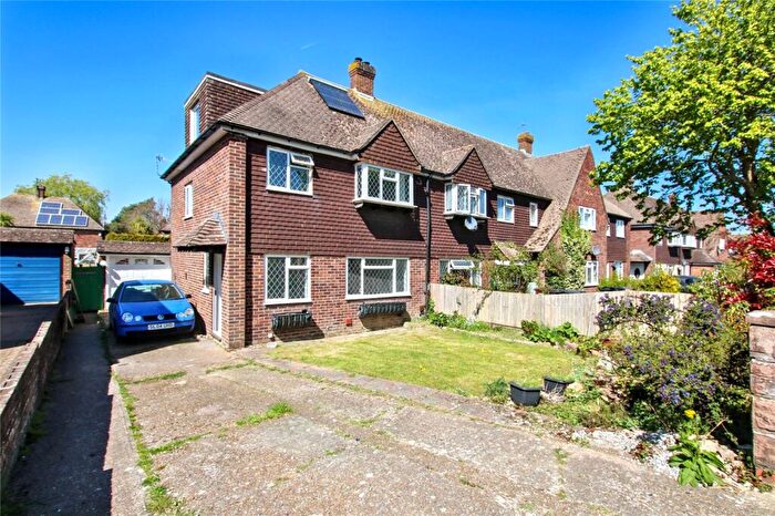 4 Bedroom End Of Terrace House To Rent In Falcon Way, Hailsham, East Sussex, BN27