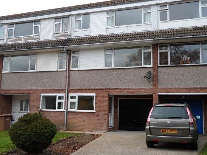 3 Bedroom Town House For Sale In St Fabians Drive, Chelmsford, CM1