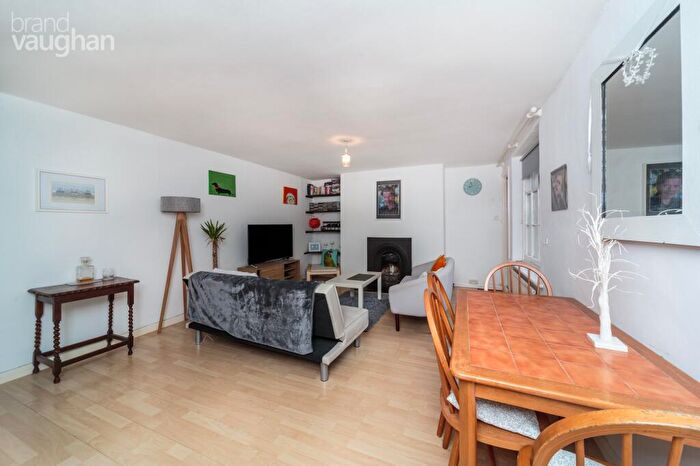 1 Bedroom Terraced House To Rent In Brunswick Road, Hove, East Sussex, BN3