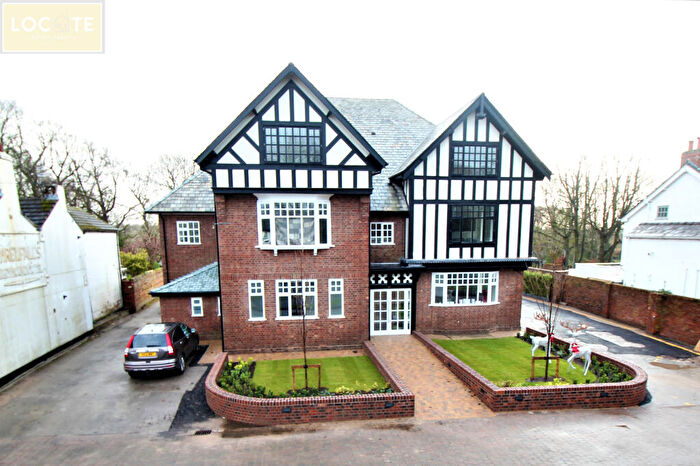 2 Bedroom Flat To Rent In Apartment, A The Village, Urmston, M41