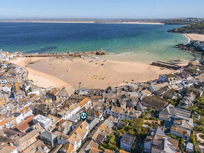 3 Bedroom Maisonette For Sale In Virgin Street, St. Ives, TR26