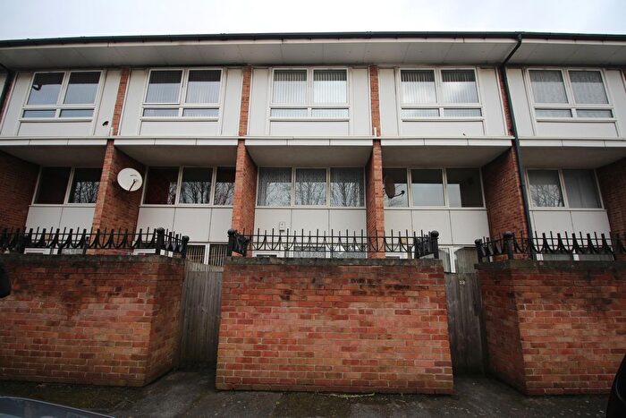 3 Bedroom Terraced House To Rent In Redpath Close, Leicester, LE4