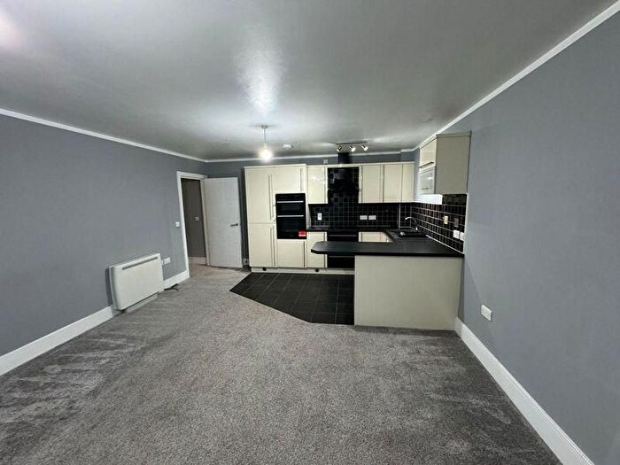 2 Bedroom Flat For Sale In Kilner Court, Doncaster, DN12