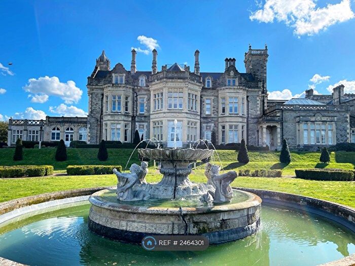 2 Bedroom Flat To Rent In Preston Hall, Aylesford, ME20