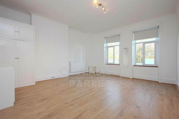 Studio To Rent In Parsifal Road, West Hampstead, London, NW6