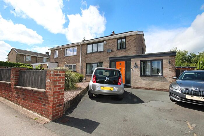 3 Bedroom Semi-Detached House For Sale In Highfield Road, Hemsworth, Pontefract, WF9