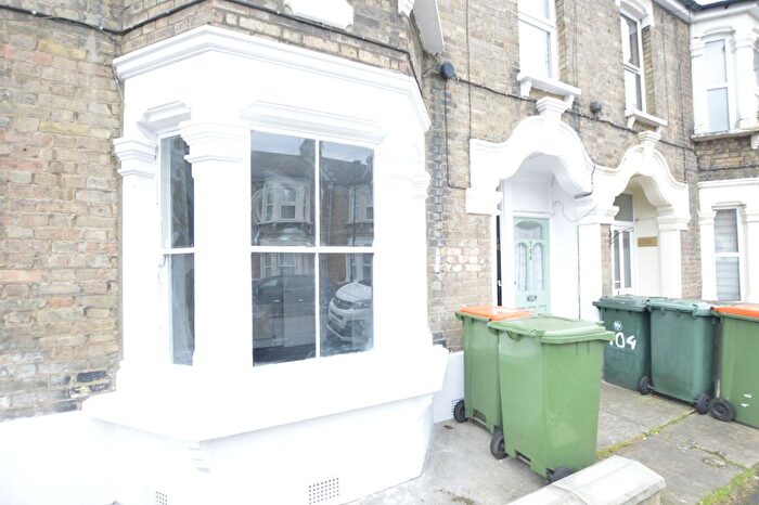 2 Bedroom Flat For Sale In Ling Road, Canning Town, E16