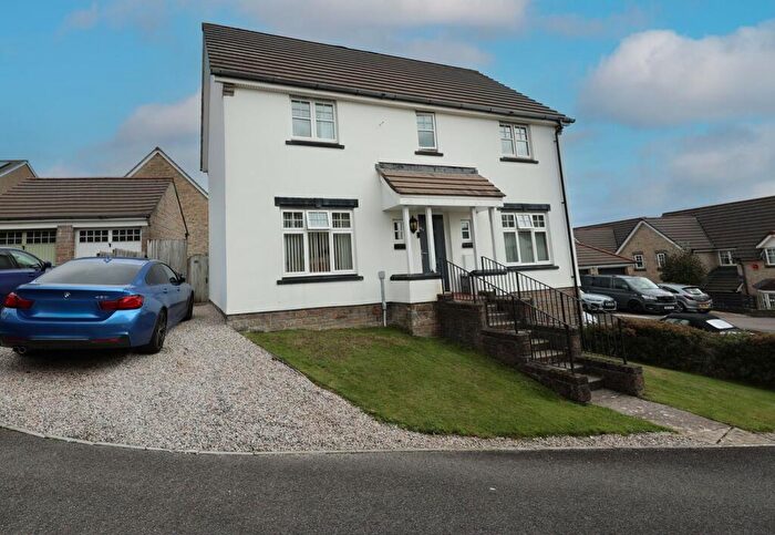 4 Bedroom Detached House For Sale In Retallick Meadows, St Austell, PL25
