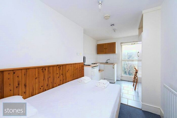 Studio To Rent In Belsize Park, Swiss Cottage, London, NW3