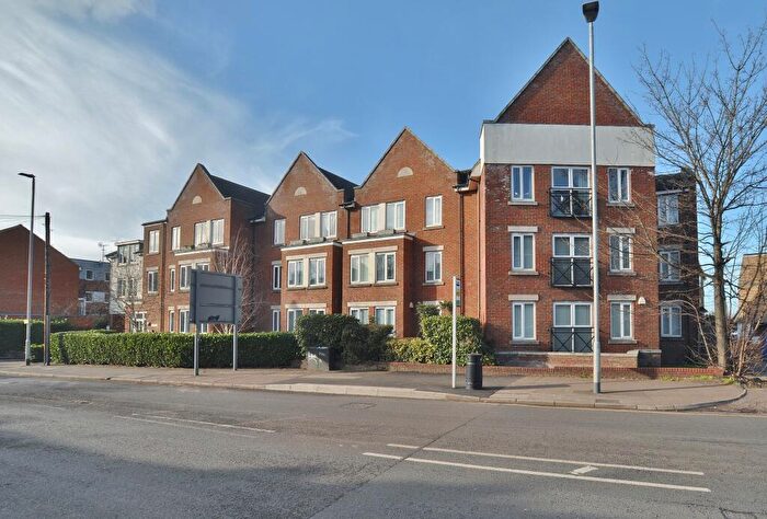 2 Bedroom Flat For Sale In Johnson Place, Walsworth Road, Hitchin, SG4