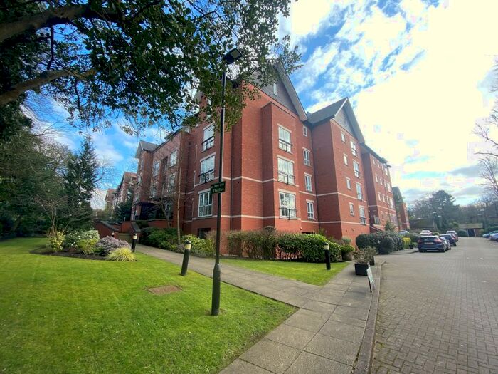 3 Bedroom Apartment To Rent In New Hawthorne Gardens, L18