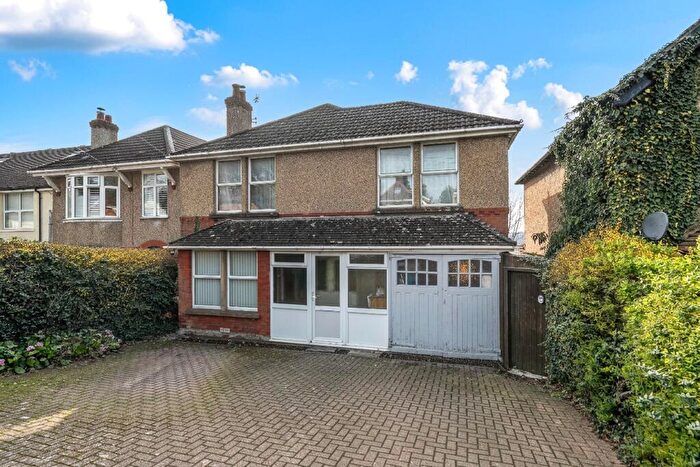 4 Bedroom Detached House For Sale In Castle Road, Salisbury, SP1