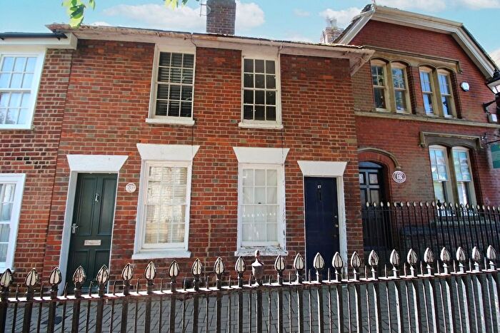 1 Bedroom Terraced House To Rent In Church Yard, Ashford, TN23