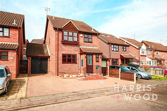 3 Bedroom Detached House To Rent In Sandpiper Close, Colchester, Essex, CO4