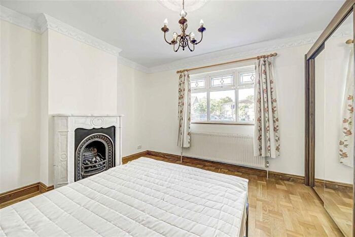 5 Bedroom Terraced House To Rent In Tunnel Avenue, Greenwich, SE10