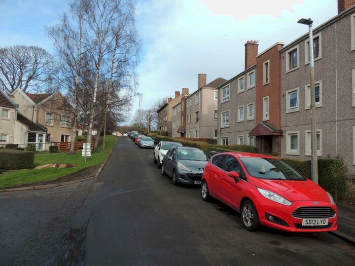 2 Bedroom Flat To Rent In , Dunsmuir Court, Edinburgh, EH12