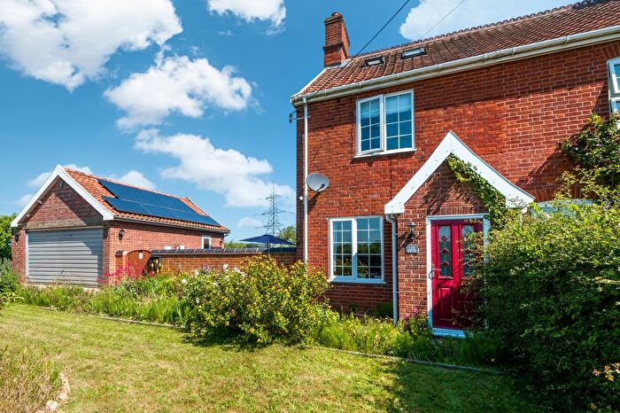 4 Bedroom Semi Detached House For Sale In Shimpling, Diss, IP21