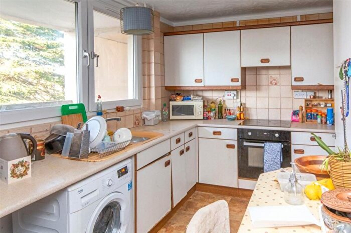 3 Bedroom Flat To Rent In Down View, Ashley Down Road, Bristol, BS7