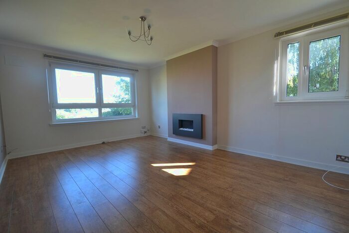 2 Bedroom Flat To Rent In North Gyle Grove, East Craigs, Edinburgh, EH12
