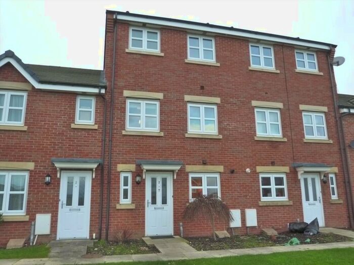 4 Bedroom House To Rent In Mossgate Walk, Heysham, Morecambe, LA3