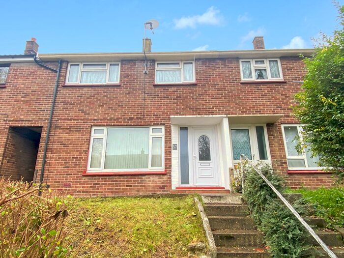 3 Bedroom Terraced House To Rent In St. Gregorys Crescent, Gravesend, DA12