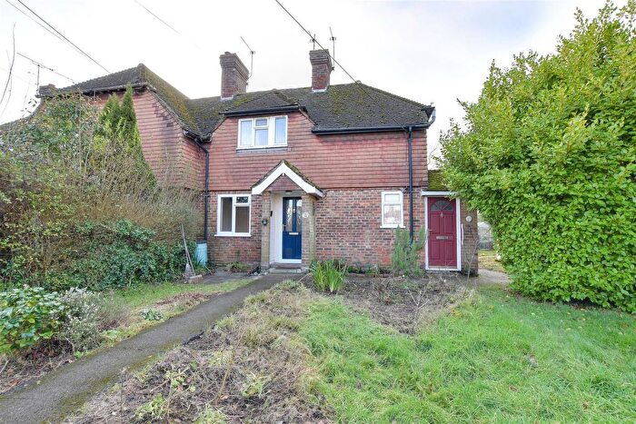 1 Bedroom Flat For Sale In Elmsmead Cottages, Iden, Rye, TN31