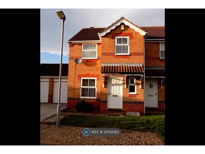 3 Bedroom Semi-Detached House To Rent In Kirton Close, Balderton, Newark, NG24