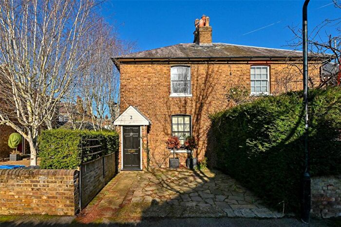 2 Bedroom Semi-Detached House To Rent In Gloucester Place, Windsor, Berkshire, SL4
