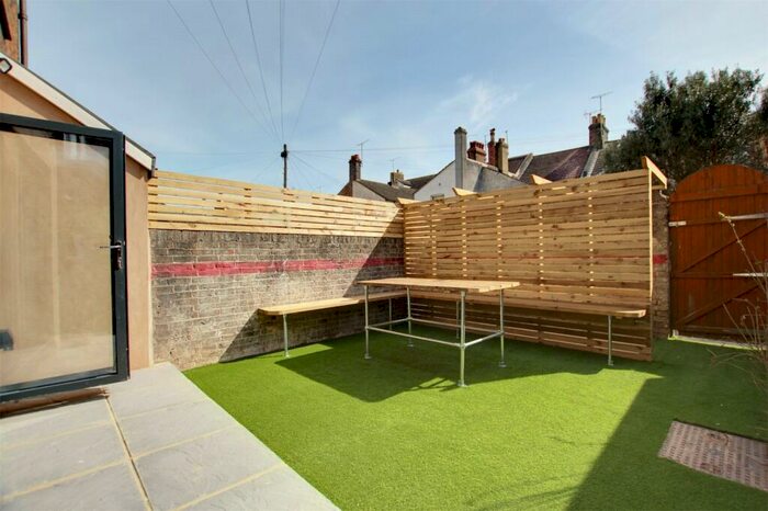 Property To Rent In Rowlands Road, Worthing, West Sussex, BN11