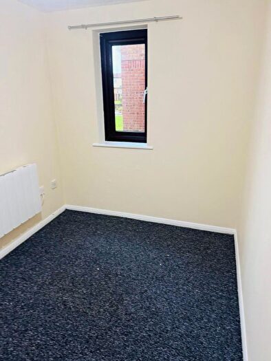 2 Bedroom Flat To Rent In Plumtree Close, Dagenham, RM10
