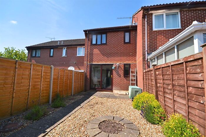 2 Bedroom Terraced House For Sale In Kensington Walk, Dorchester, DT1